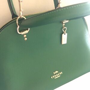Kelly green Coach bag detachable straps
